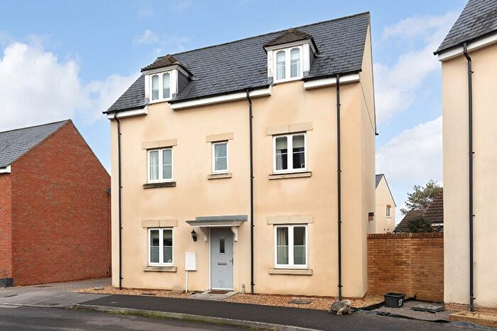 4 Bedroom Detached House For Sale In Herbleaze, Staverton, BA14