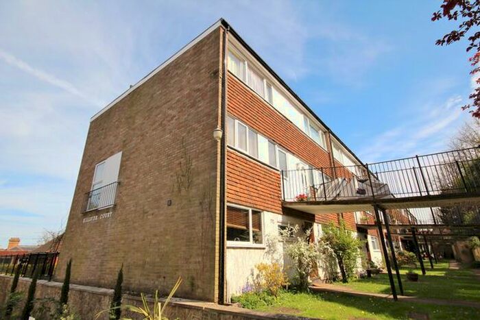 2 Bedroom Flat To Rent In Harvey Road, Guildford, GU1