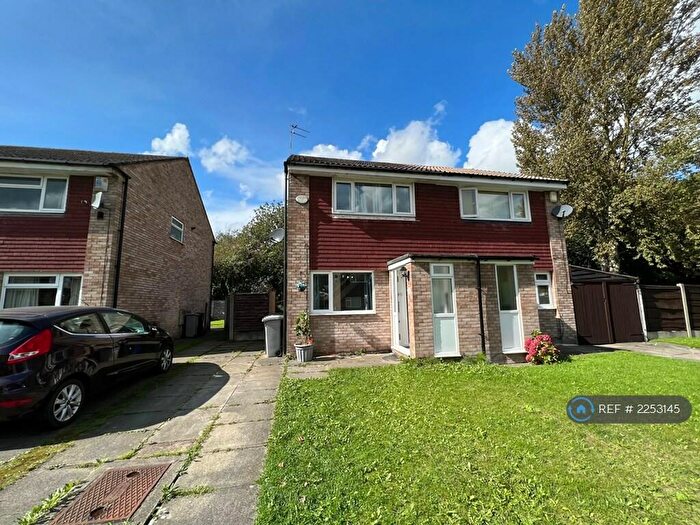 2 Bedroom Semi-Detached House To Rent In Riley Close, Sale, M33