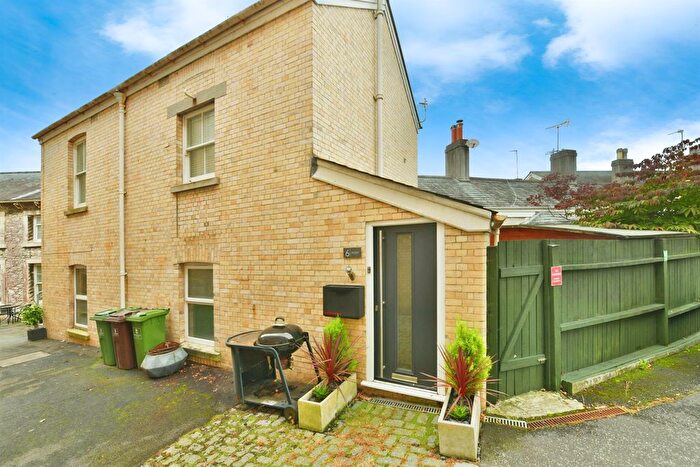 1 Bedroom Flat To Rent In The Square, Stonehouse, Plymouth, PL1