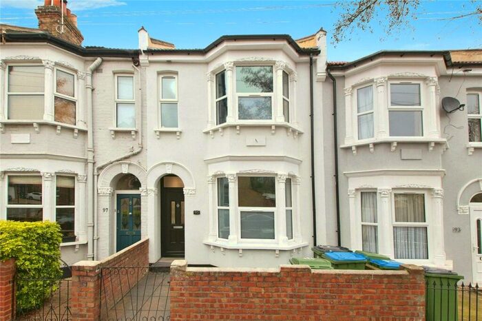 4 Bedroom Terraced House To Rent In Delafield Road, London, SE7
