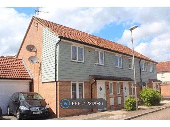 3 Bedroom Terraced House To Rent In Cagney Crescent, Oxley Park, Milton Keynes, MK4