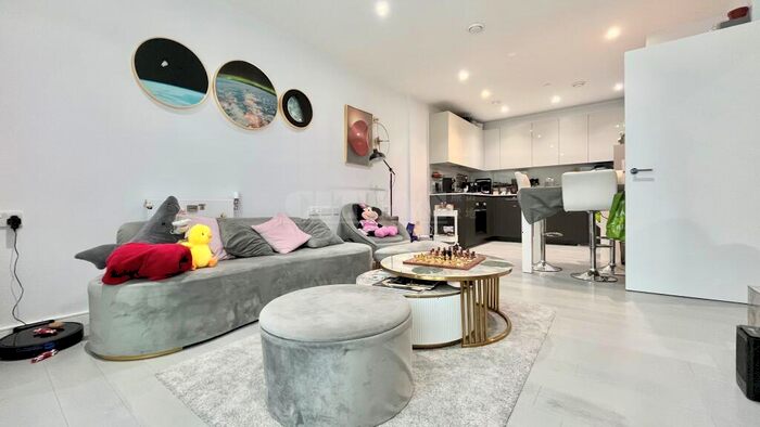 1 Bedroom Apartment To Rent In New Stratford Works, Prospect Row, Stratford, E15