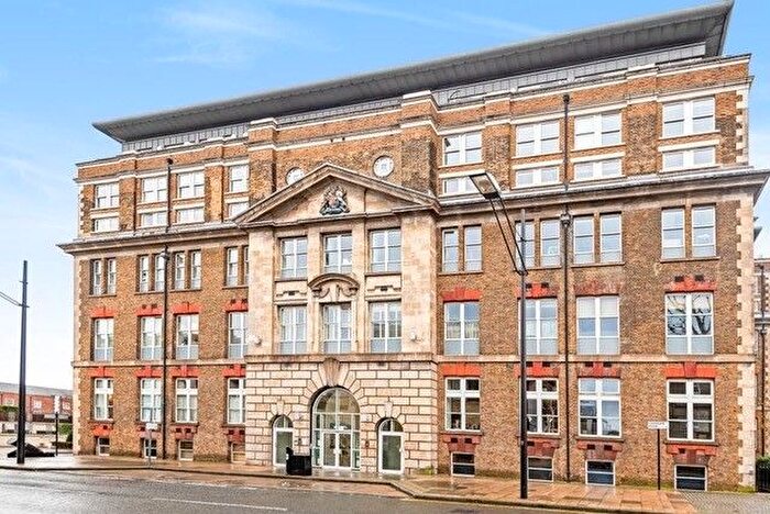 1 Bedroom Flat To Rent In Cadogan Road, London, SE18