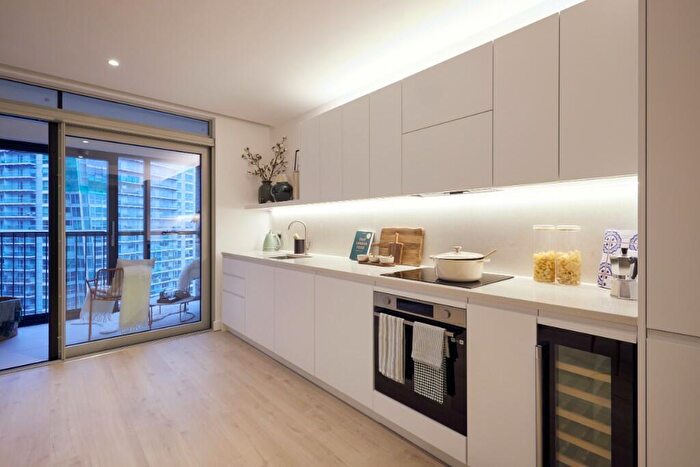 2 Bedroom Apartment To Rent In New Drum Street, London, E1