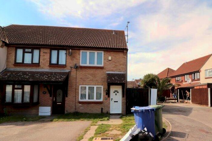 2 Bedroom Property To Rent In Charlotte Place, West Thurrock, Grays, RM20
