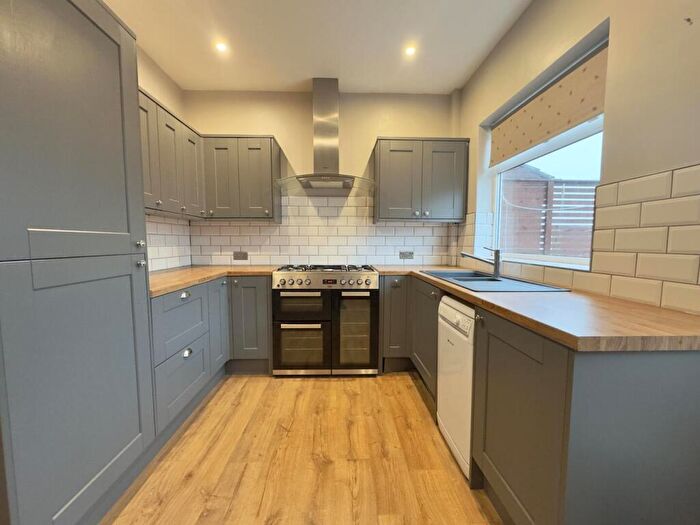 2 Bedroom Terraced House For Sale In Sturton Lane, Garforth, Leeds, LS25