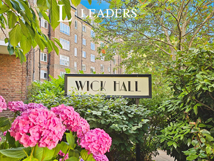 2 Bedroom Flat To Rent In Furze Hill, Hove, BN3