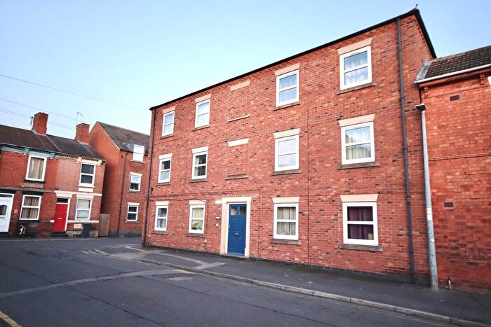2 Bedroom Flat For Sale In Monson Street, Lincoln, LN5