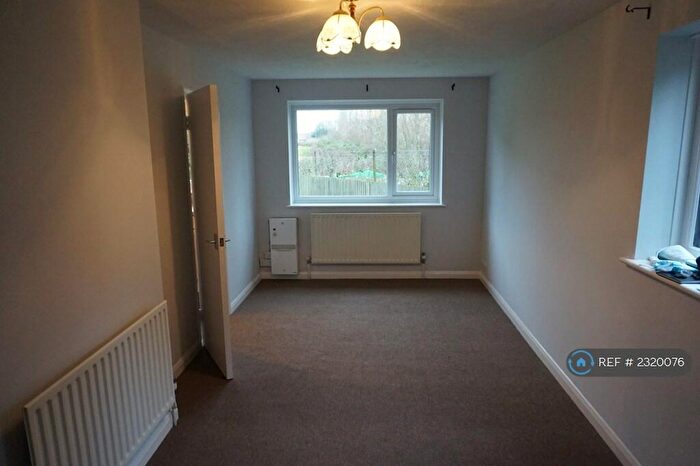 1 Bedroom Flat To Rent In Castle Court, Lewes, BN7