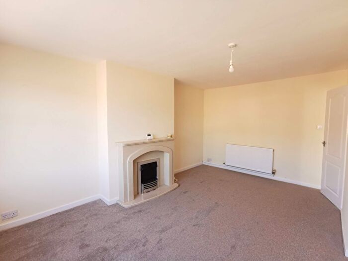 2 Bedroom Semi-Detached Bungalow For Sale In Hoghton Road Leyand, Leyland, PR25