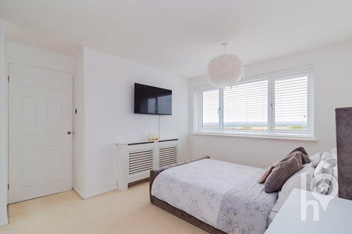 3 Bedroom End Of Terrace House For Sale In Prince Charles Avenue, Minster On Sea, ME12