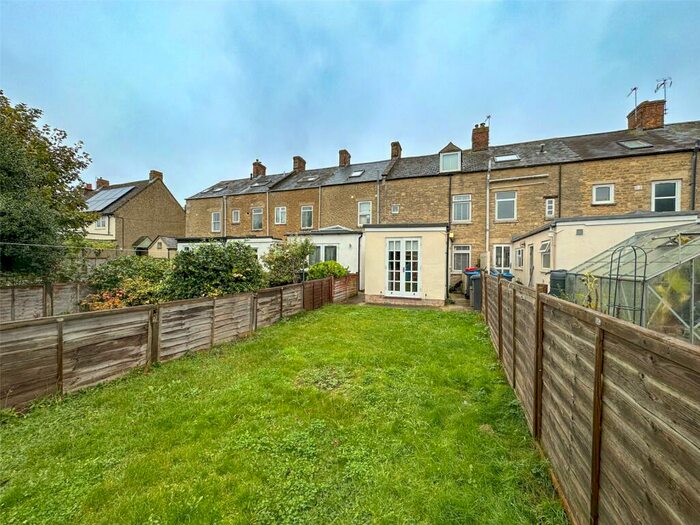 4 Bedroom Terraced House To Rent In The Crofts, Witney, Oxfordshire, OX28