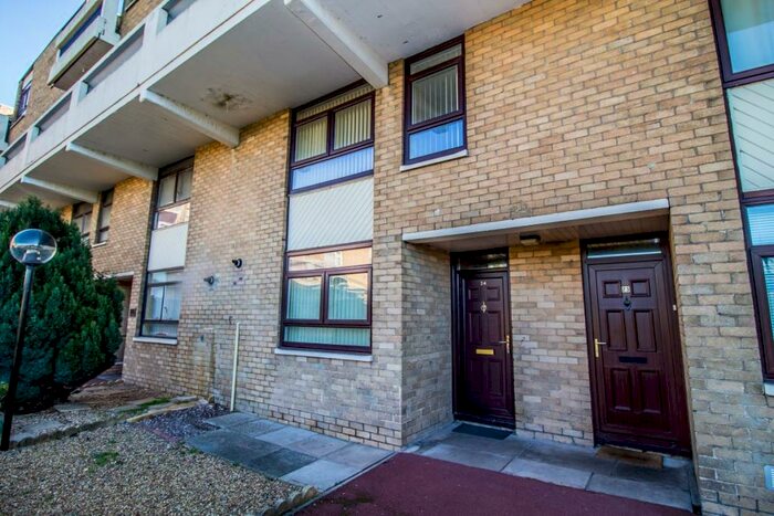 3 Bedroom Maisonette To Rent In Neville Court, Sulgrave, Washington, Tyne And Wear, NE37