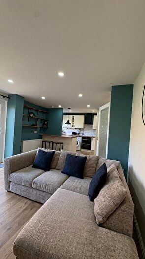 2 Bedroom Ground Maisonette To Rent In Kinghorne Road, Dundee, DD3