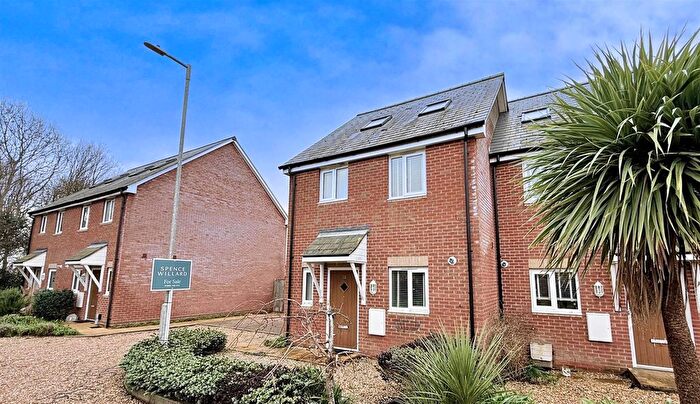 3 Bedroom Semi-detached House For Sale In Freshwater, Isle Of Wight, PO40