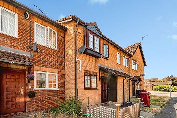 2 Bedroom Terraced House For Sale In Bruce Close, Slough, SL1