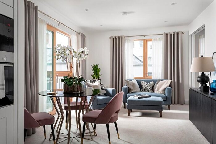 1 Bedroom Apartment To Rent In Clarence Street, Cheltenham, Gloucestershire, GL50