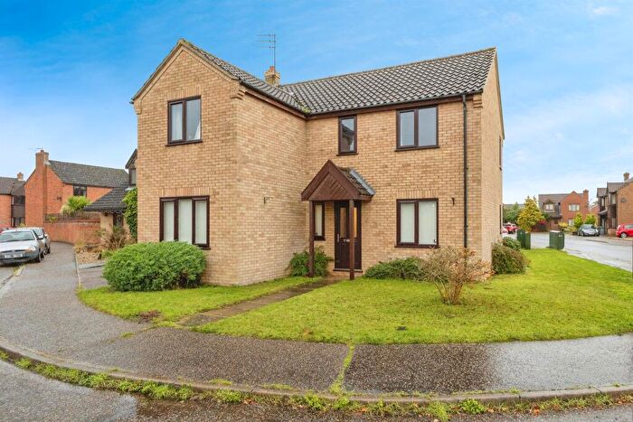 4 Bedroom Detached House For Sale In Manor Chase, Taverham, Norwich, NR8