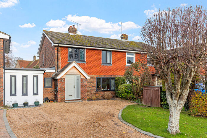 4 Bedroom Semi Detached House For Sale In Hermitage Close, North Mundham, PO20