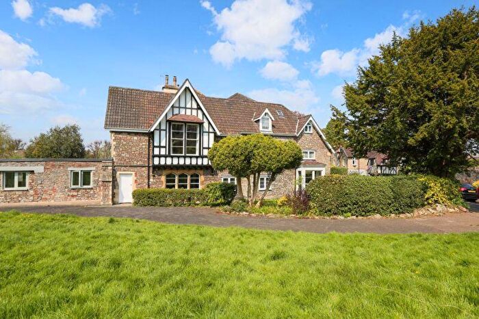 3 Bedroom Apartment For Sale In Ivywell Road | Sneyd Park, BS9