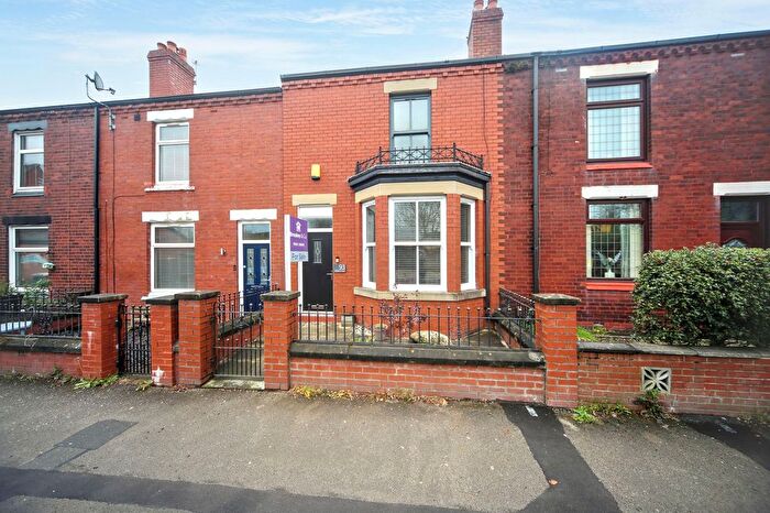 3 Bedroom Terraced House For Sale In Gidlow Lane, Wigan, WN6