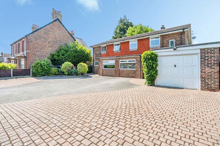 4 Bedroom Semi-Detached House For Sale In Stockbridge Road, Chichester, West Sussex, PO19