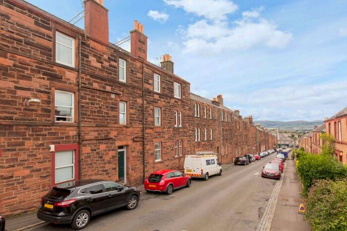 2 Bedroom Flat To Rent In Victor Park Terrace, Corstorphine EH12