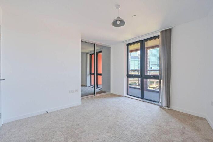 1 Bedroom Flat For Sale In Williamsburg Plaza, , Canary Wharf, London, E14