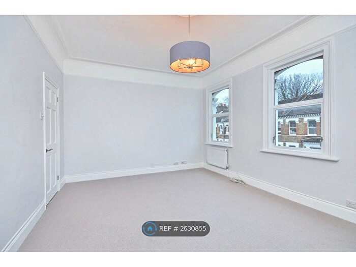 1 Bedroom Terraced House To Rent In Mayflower Road, London, SW9