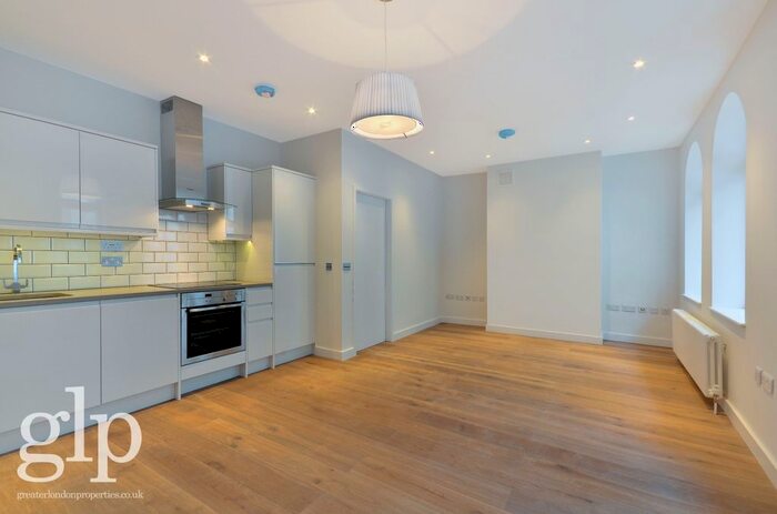 2 Bedroom Flat To Rent In Rupert Street, London, W1D