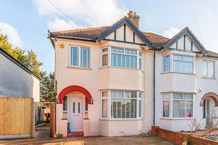 3 Bedroom Semi-Detached House To Rent In Sunningdale Road, Sutton, SM1