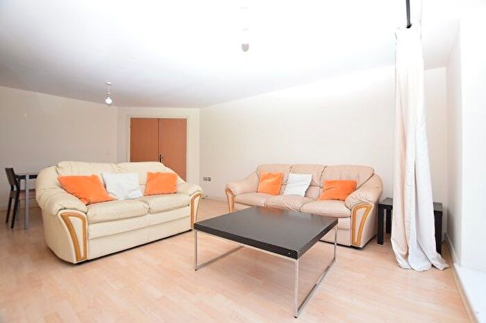 2 Bedroom Property To Rent In Royal Plaza, Sheffield, S1