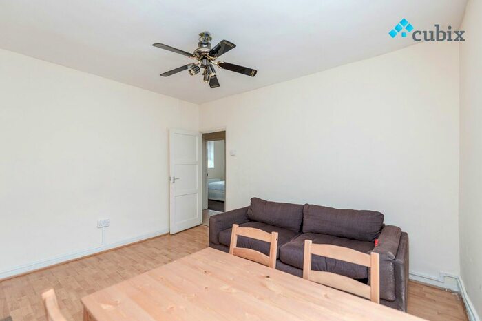 3 Bedroom Flat To Rent In Tanners Hill, London, SE8