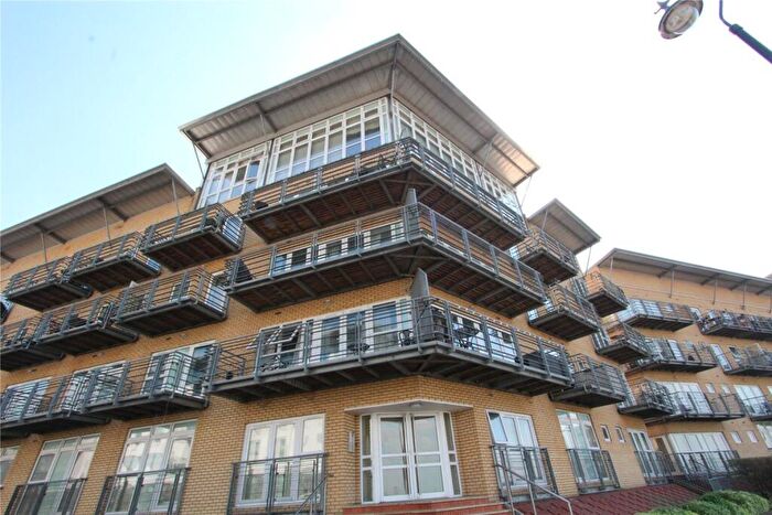 1 Bedroom Apartment To Rent In Carmichael Avenue, Greenhithe, Kent, DA9