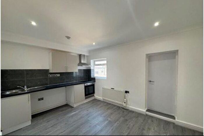 1 Bedroom Flat To Rent In Hall Lane, Liverpool, L7