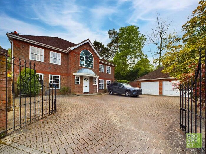 5 Bedroom Detached House To Rent In Timberley Place, Crowthorne, Berkshire, RG45
