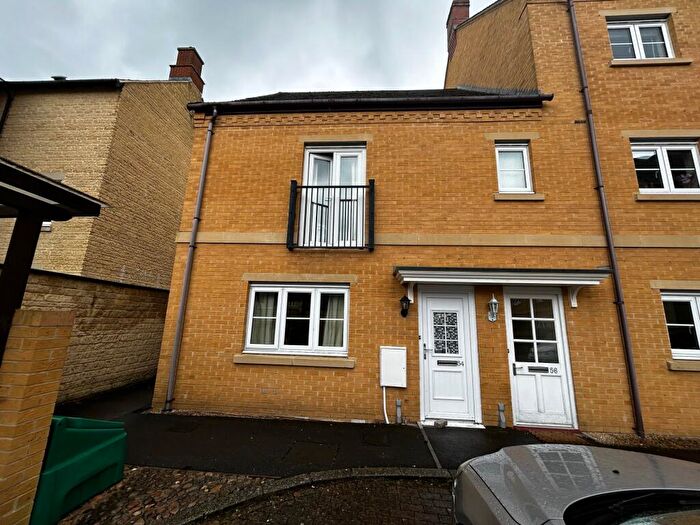 1 Bedroom Apartment To Rent In New Bridge Street, Witney, Oxfordshire, OX28