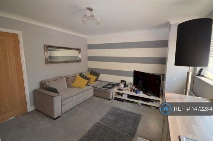 1 Bedroom Maisonette To Rent In Station Road, Marston Green, Birmingham, B37