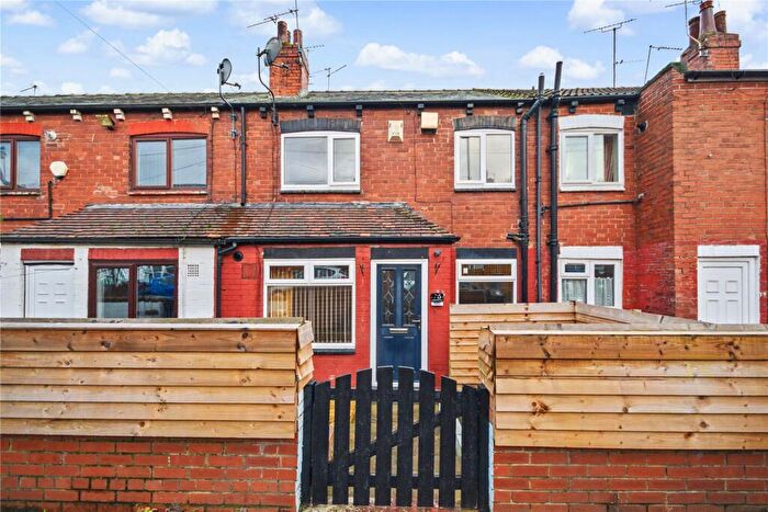 1 Bedroom Terraced House To Rent In Westbury Place South, Leeds, West Yorkshire, LS10