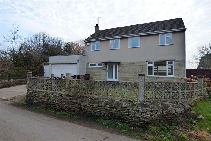 4 Bedroom Detached House To Rent In The Stream, Hambrook, Bristol, BS16