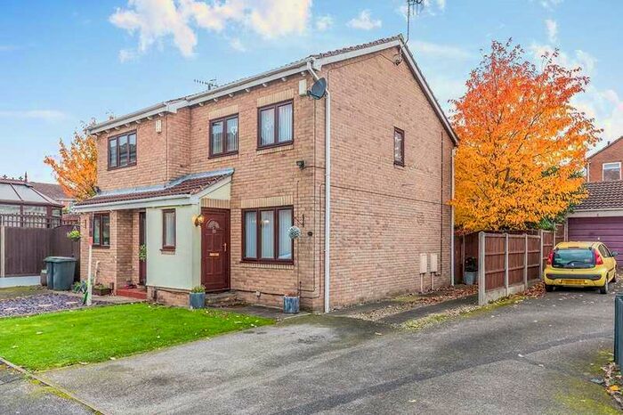 3 Bedroom Semi-Detached House To Rent In Wenlock Close, Giltbrook, Nottingham, NG16