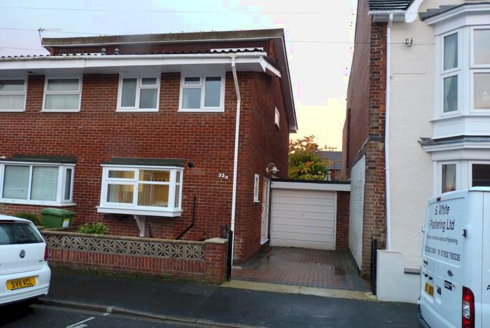 3 Bedroom Semi-Detached House To Rent In Windsor Road, Cosham, Portsmouth, PO6