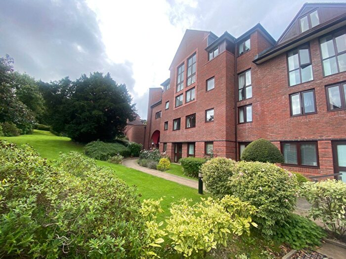 1 Bedroom Flat To Rent In Coed Pella Road, Bae Colwyn, LL29