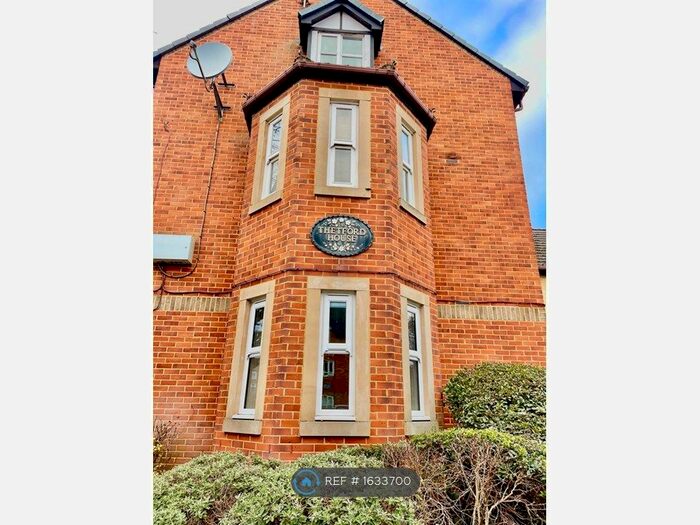 1 Bedroom Flat To Rent In Thetford House, Reading, RG1