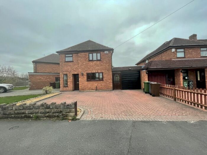 3 Bedroom Detached House To Rent In Loxley Avenue, Shirley, Solihull B90