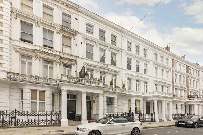 2 Bedroom Flat To Rent In Charleville Road, London, W14