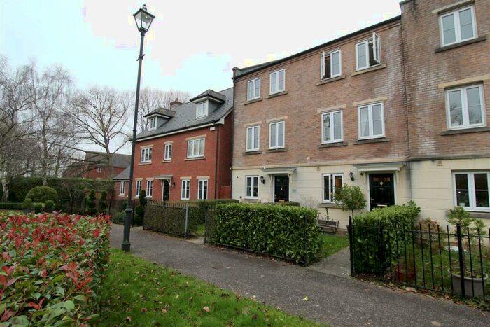 3 Bedroom Detached House To Rent In Watson Place, Exeter, EX2