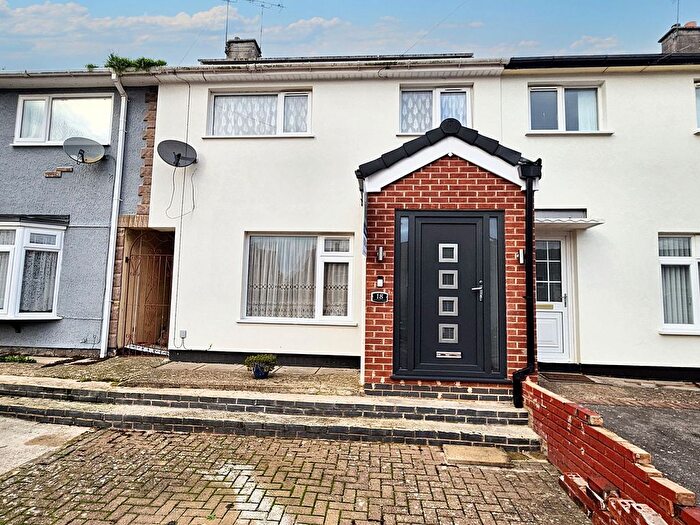 3 Bedroom Property For Sale In Croyland Green, Leicester, LE5