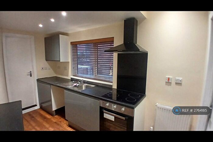 3 Bedroom Terraced House To Rent In Ainsworth Street, Stoke-On-Trent, ST4